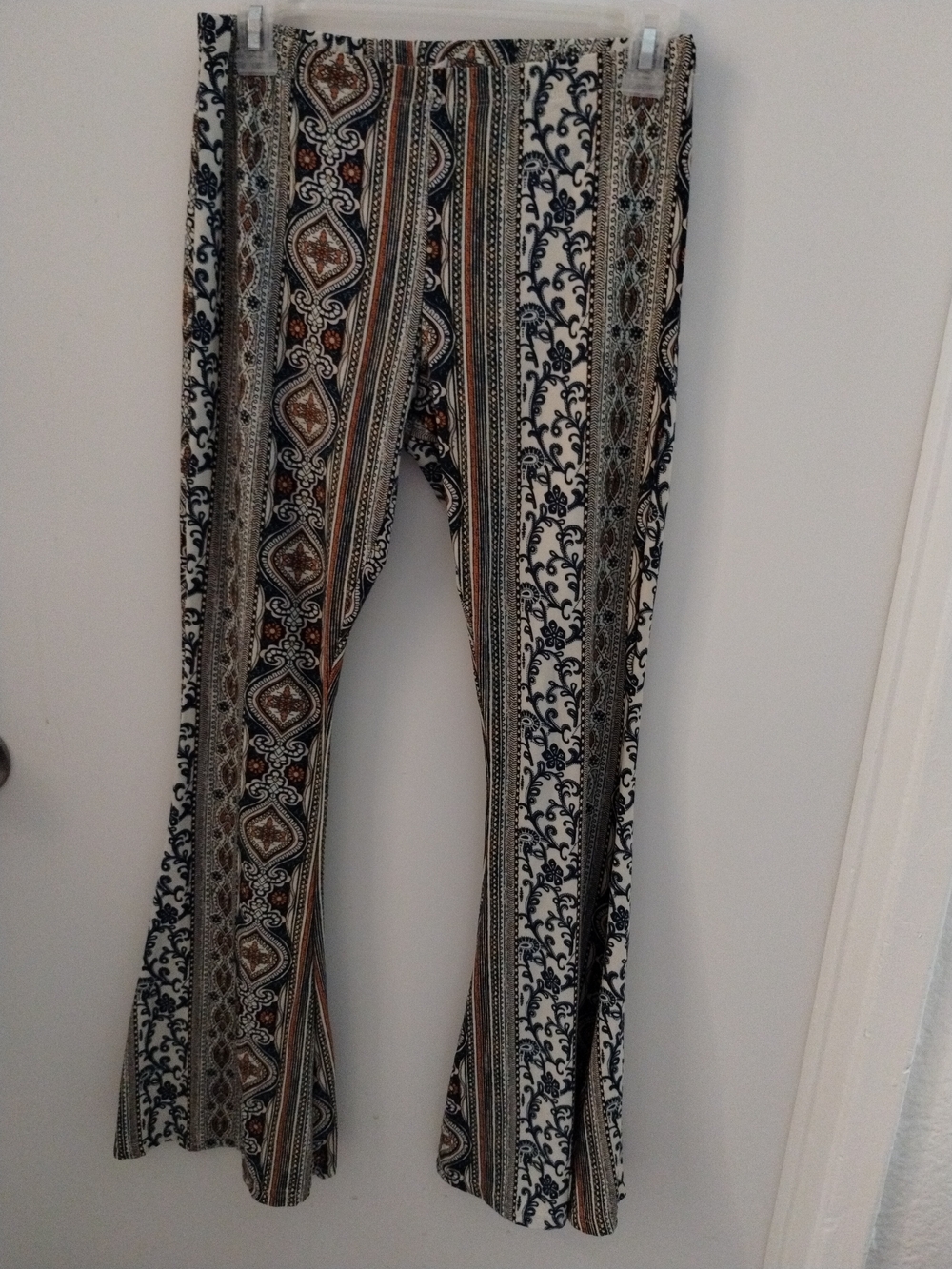 Tres Bien Boot Cut Printed Palazzo Pants in Black, Cream & Brown